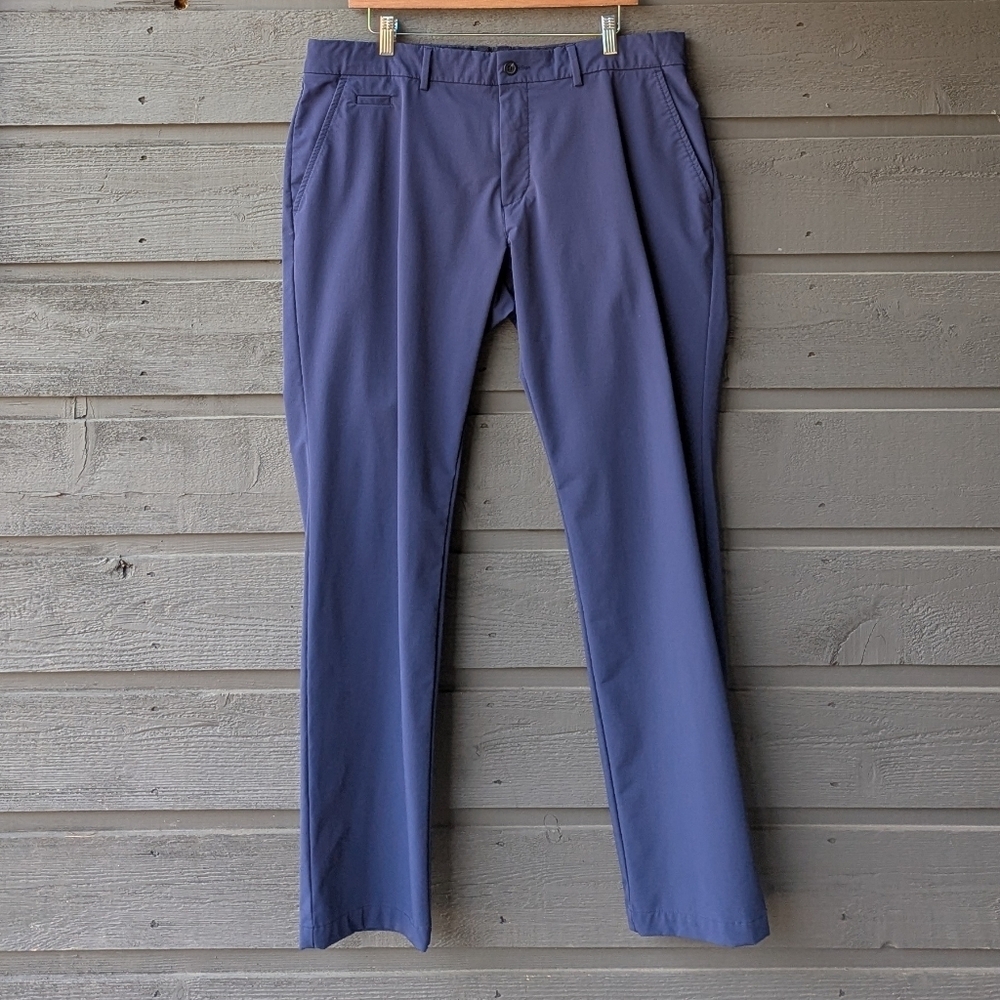 KJUS Ike Pants Dark Blue Minimalist Outdoors Performance Utility Golf W38 L32 - Picture 10 of 10